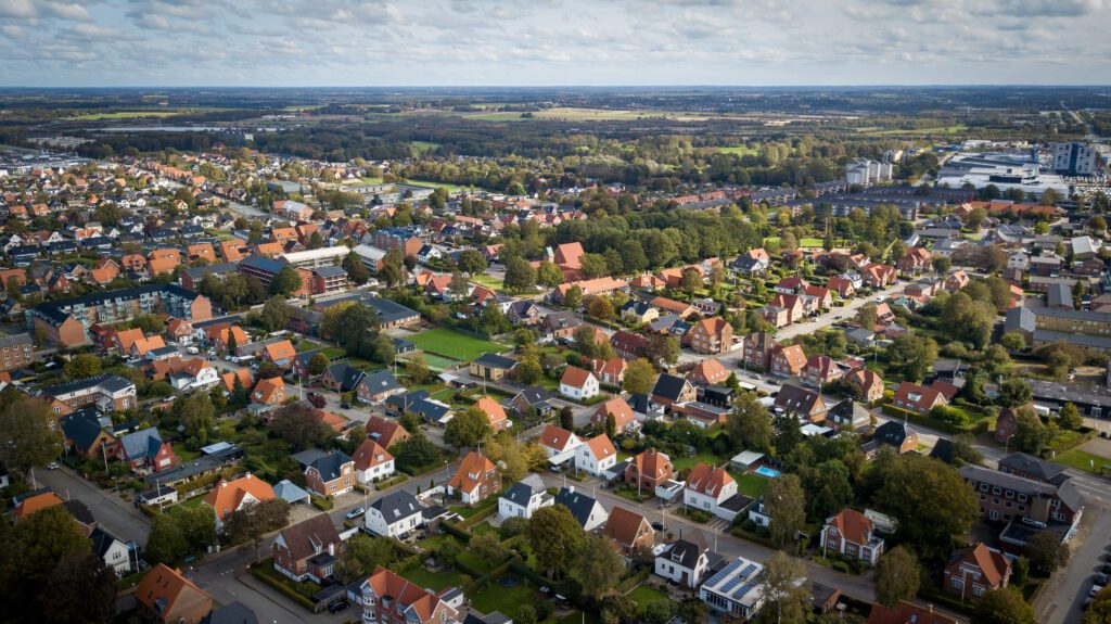 Ny rapport: Bedre boligrotation kan frigøre tusindvis af parcelhuse og mindske behovet for nybyggeri